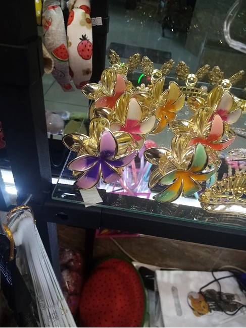 اکسسوری مو وعروسک وبدلیجات